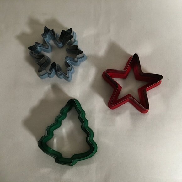 Wilton Comfort Grip Cookie Cutters Christmas Ornament Snowflake Christmas Tree - Picture 7 of 7